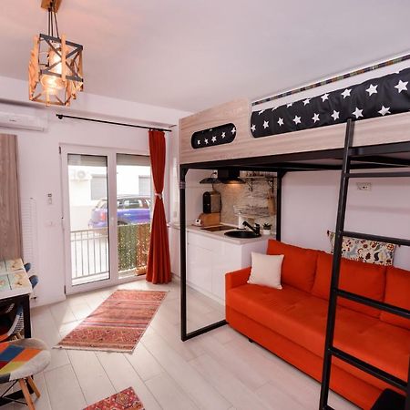 Kataleya Studio Apartment Navodari Exterior photo