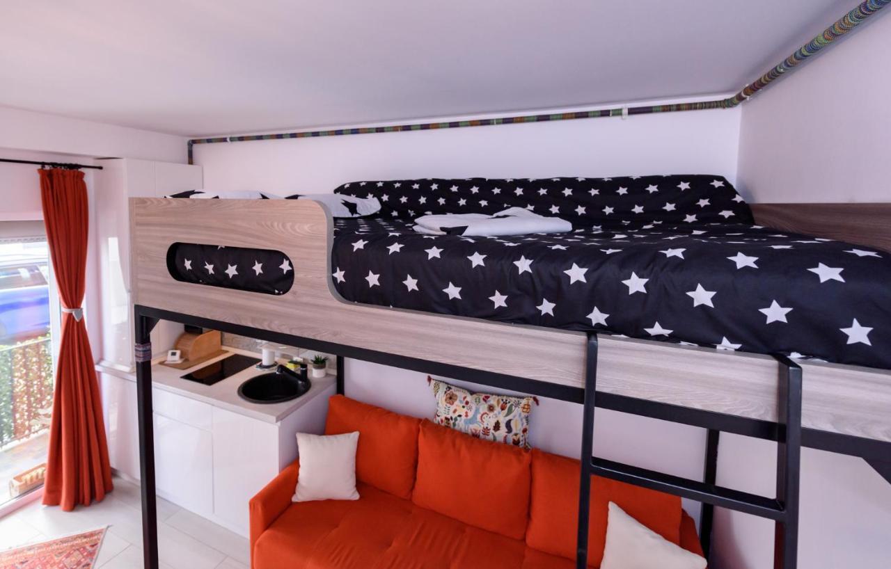 Kataleya Studio Apartment Navodari Exterior photo