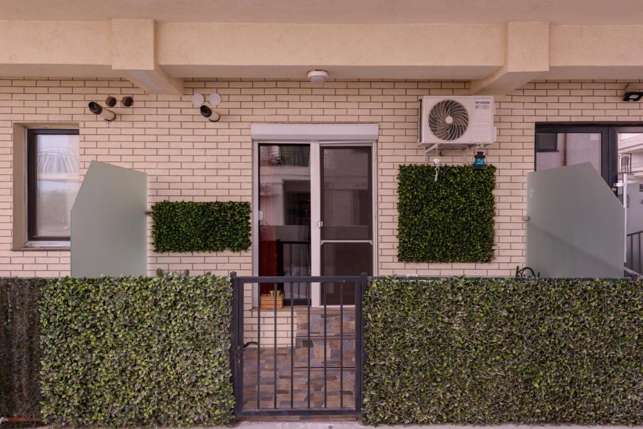 Kataleya Studio Apartment Navodari Exterior photo